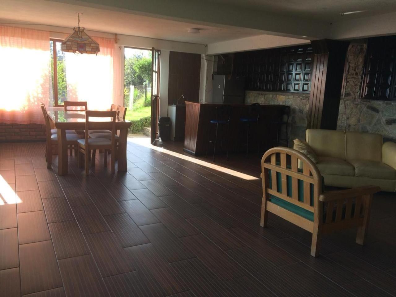 Hotel Vista Markés Zacatlán Esterno foto