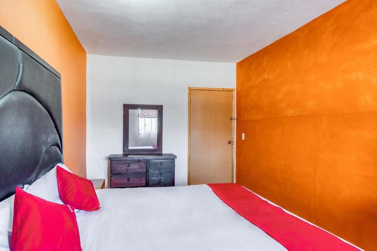 Hotel Vista Markés Zacatlán Esterno foto